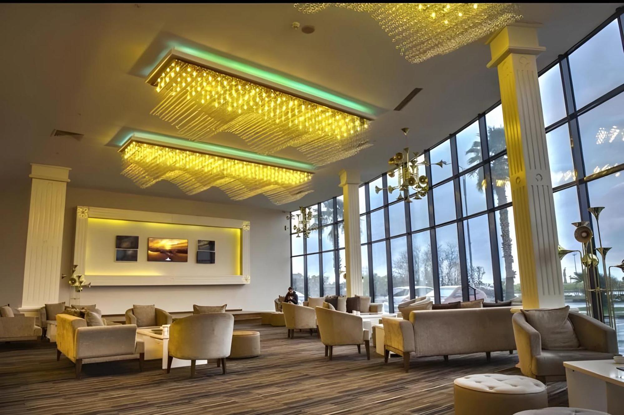 Orbi City Hotel Batumi Exteriör bild